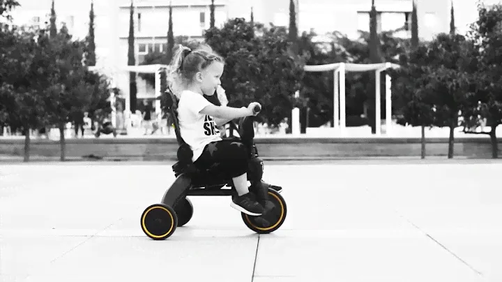 Doona Liki Trike S3 Triciclo Dobrável | bybebé
