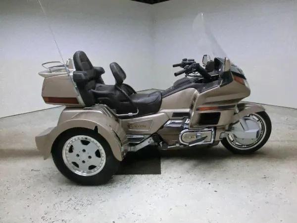 Трайк легендарный Honda GL1500 GOLD WING Trike