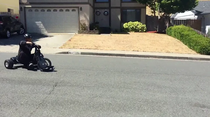Razor DXT Electric Drift Trike